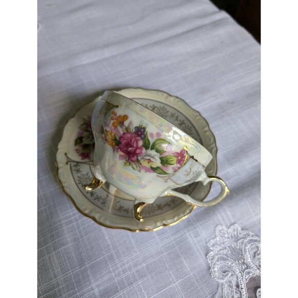 VTG Lusterware Iridescent 3 Footed D3041 Teacup & Saucer Floral Gold Trim Pink - Picture 6 of 16